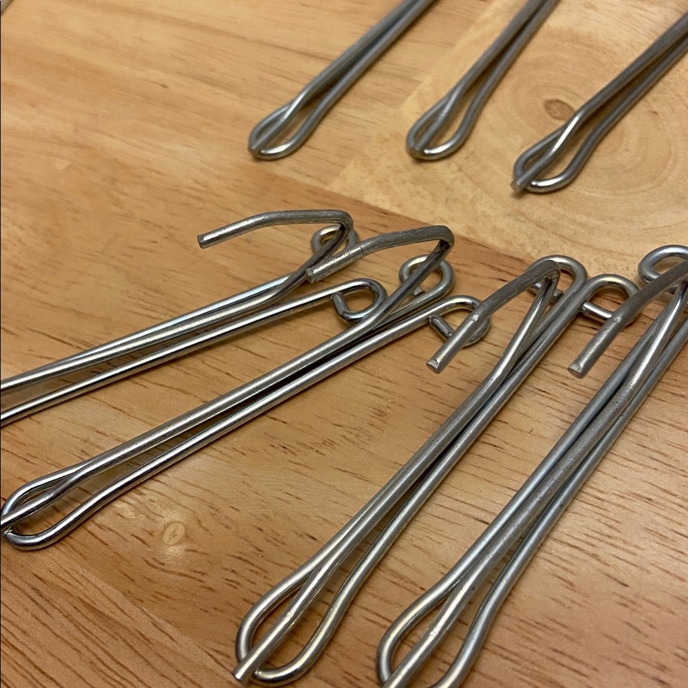 Steel Vintage 2 Prong 3” Inch Pinch Pleat Drapery Hooks Lot of 20. - Picture 2 of 2